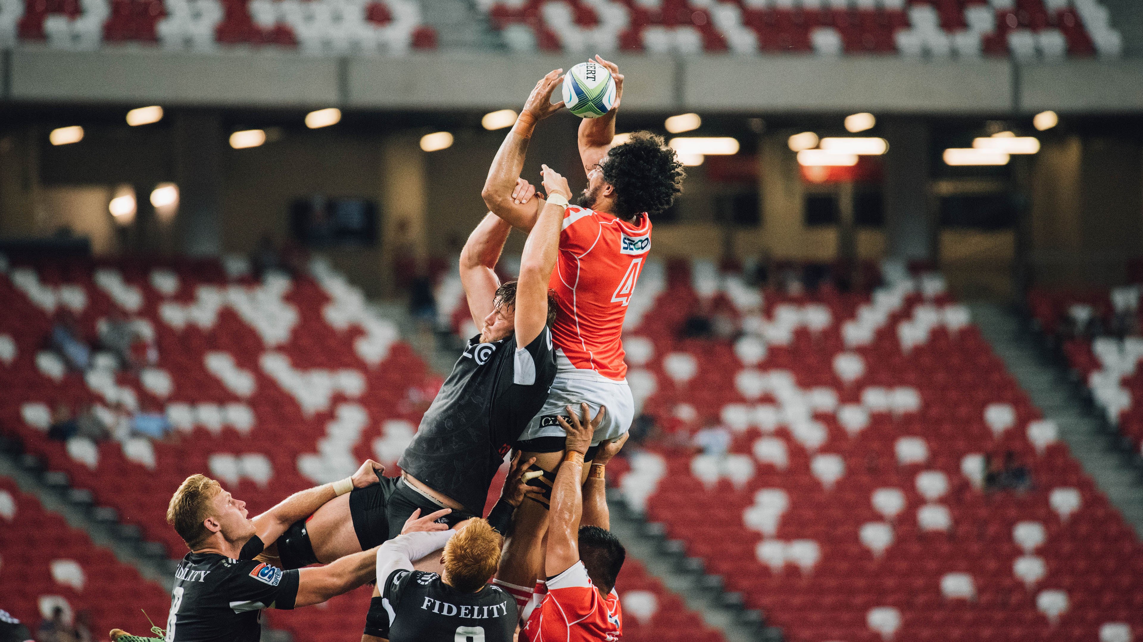 开云体育-当德罗赞化身中距离太阳，他的无解单打如何照亮公牛，灼伤森林狼